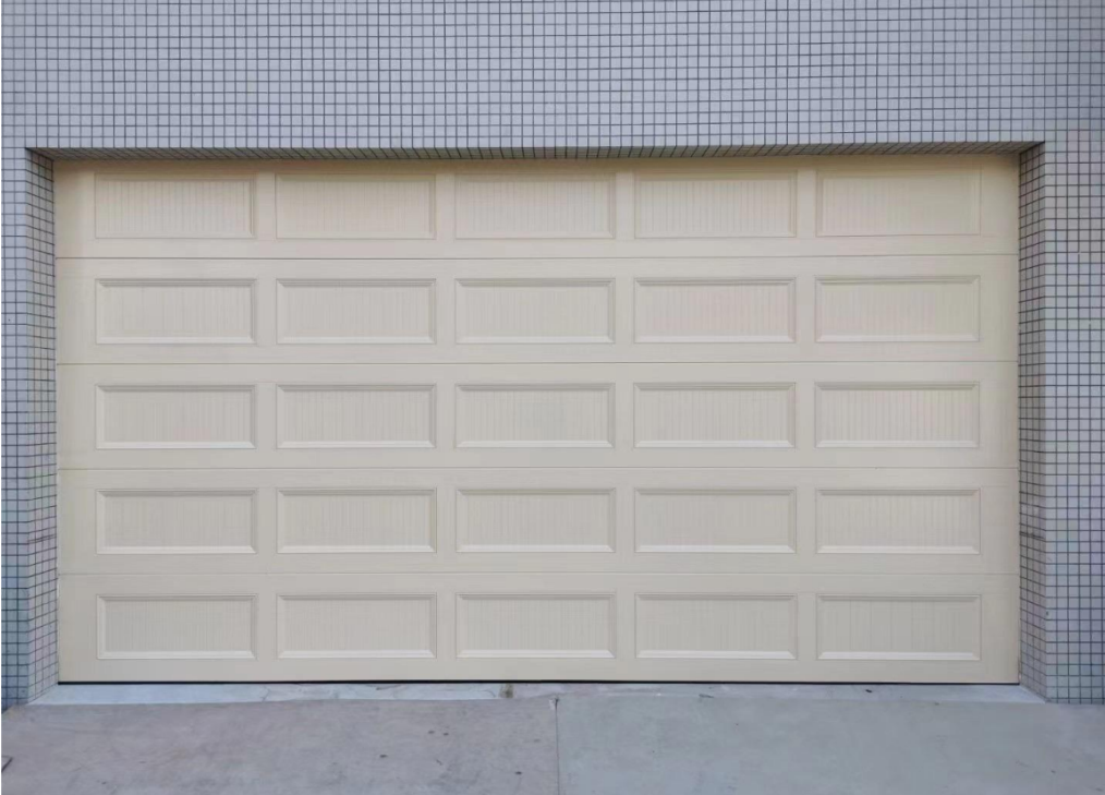 Insulated aluminum wood